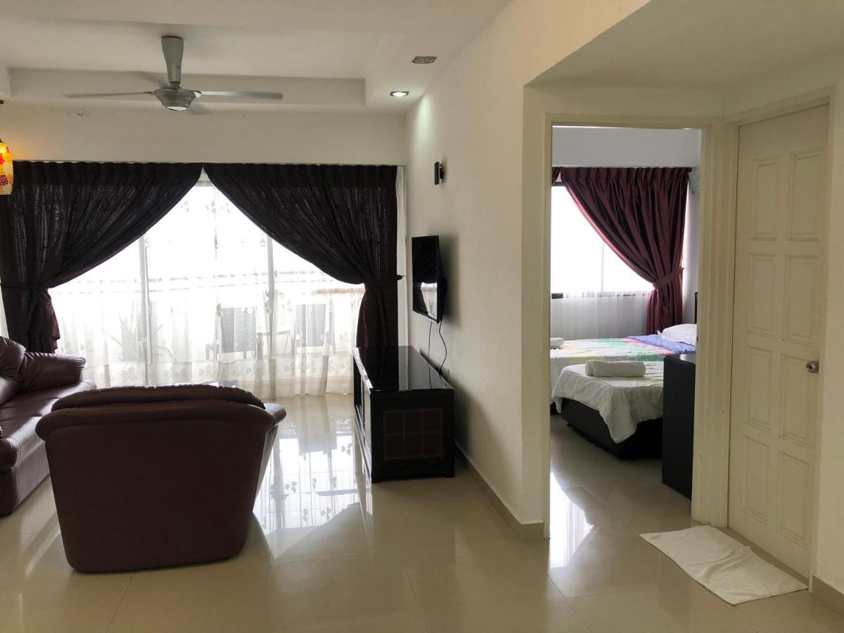 Beach Resort Home Stay Sri Sayang 05 Apartment Batu Ferringhi 2Bedroom Kültér fotó