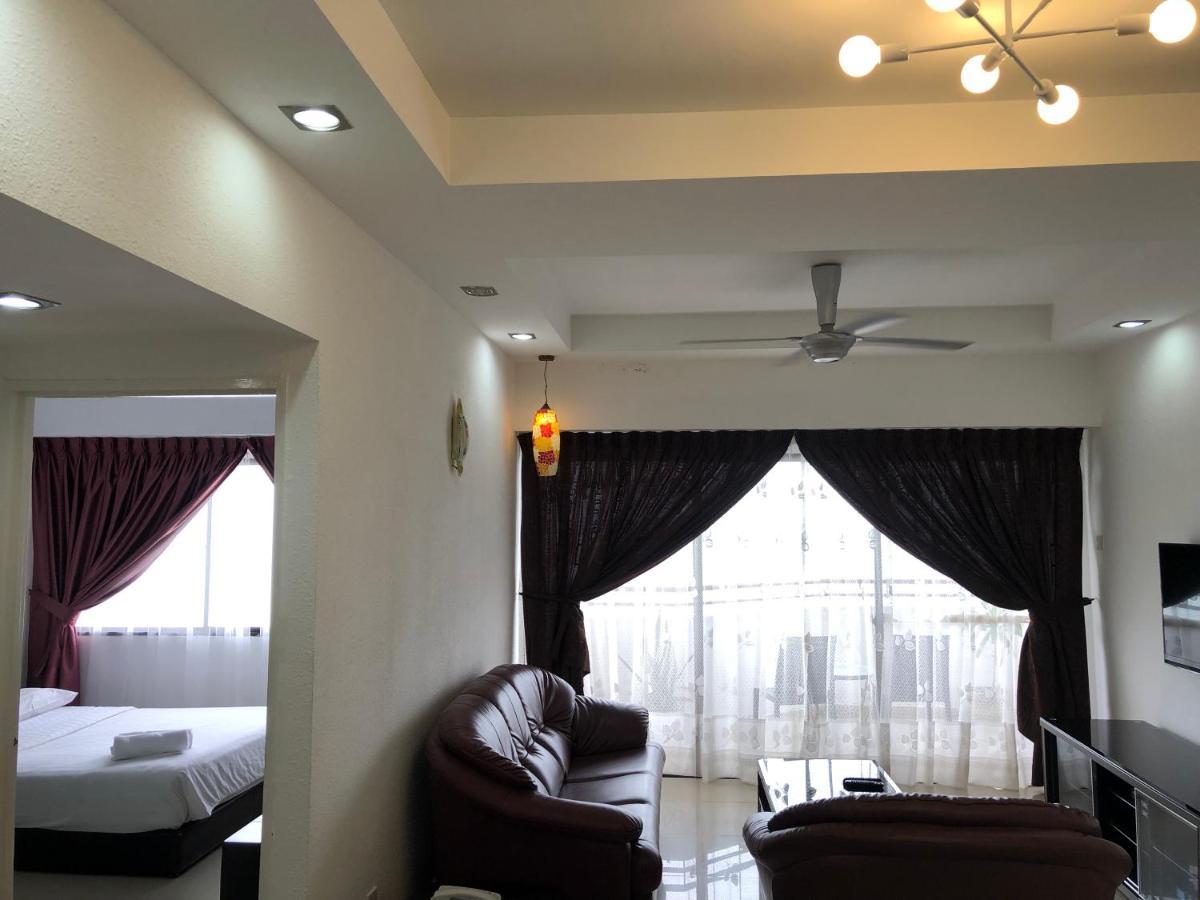 Beach Resort Home Stay Sri Sayang 05 Apartment Batu Ferringhi 2Bedroom Kültér fotó